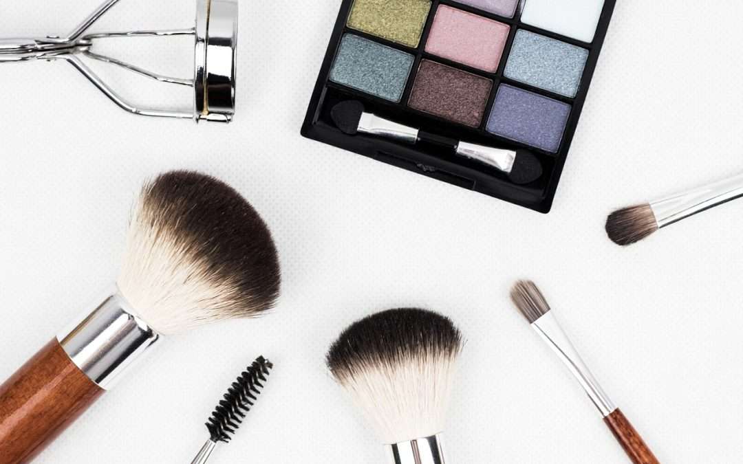Maquillaje Natural: Consejos para un Look Fresco y Radiante